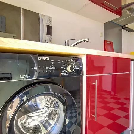 Le Beau Verone Proche Gare Apartment *